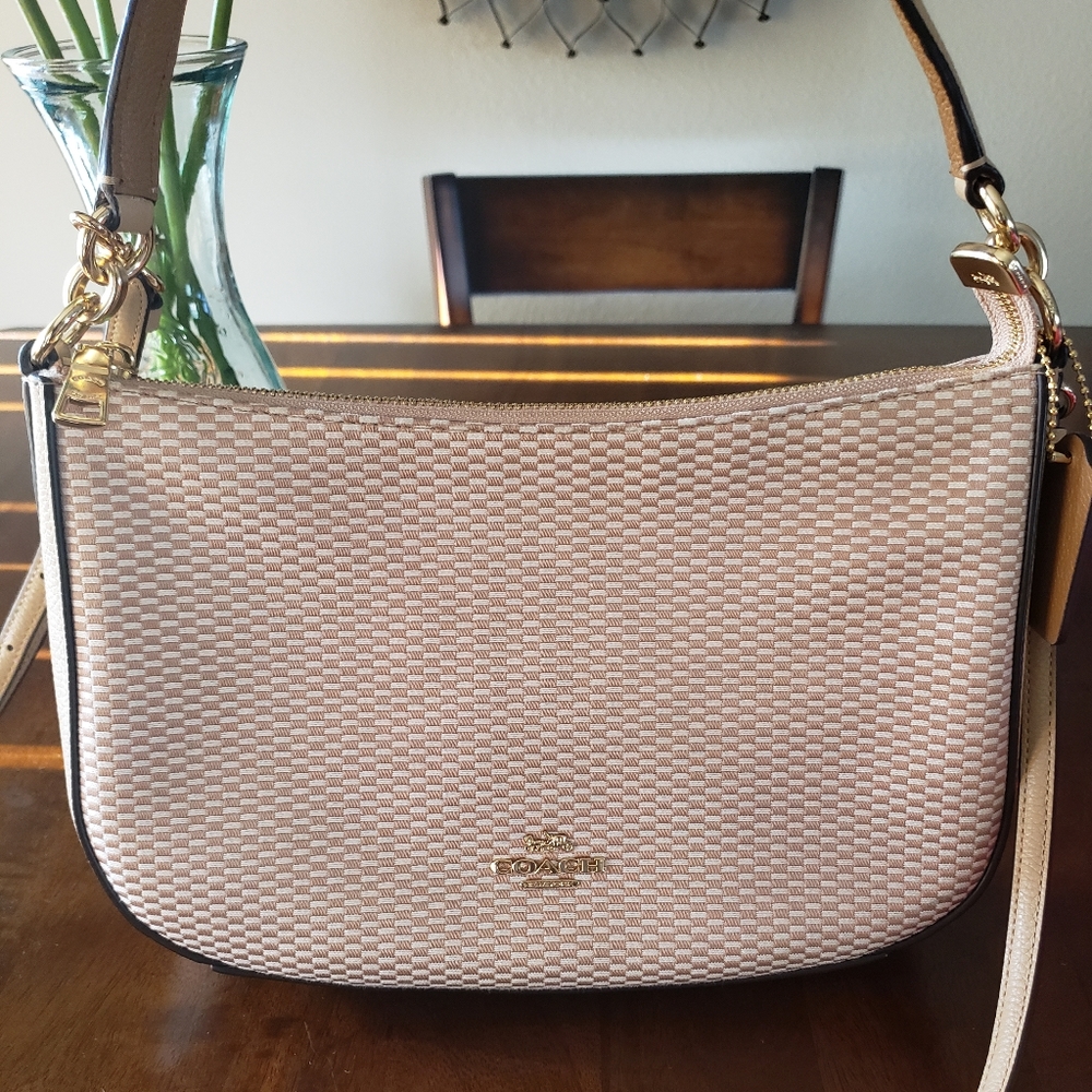 Adorable Tan Coach Purse - NEVER BEEN WORN!!